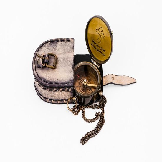 5.08 Cm Cross Sign Brass Working Compass with Leather Cover Gift for Him, Nautical Collectible, Adventure Tool, Father's Day Gift, Traveler