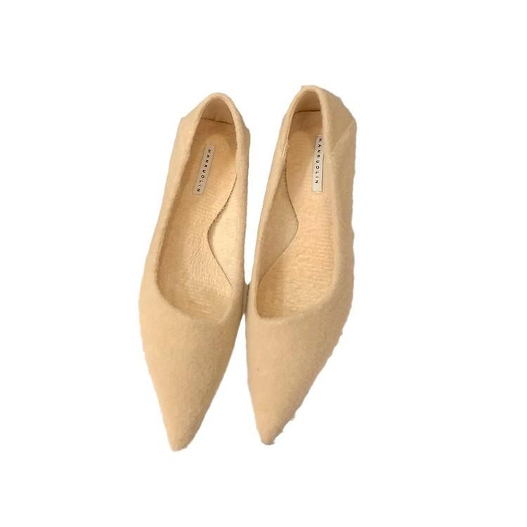 Французские черные туфли на высоком каблуке, остроносые, одинарные, женская обувь 2025, новинка, осень и зима, верхняя одежда, плюшевые, для通勤, пушистые туфли