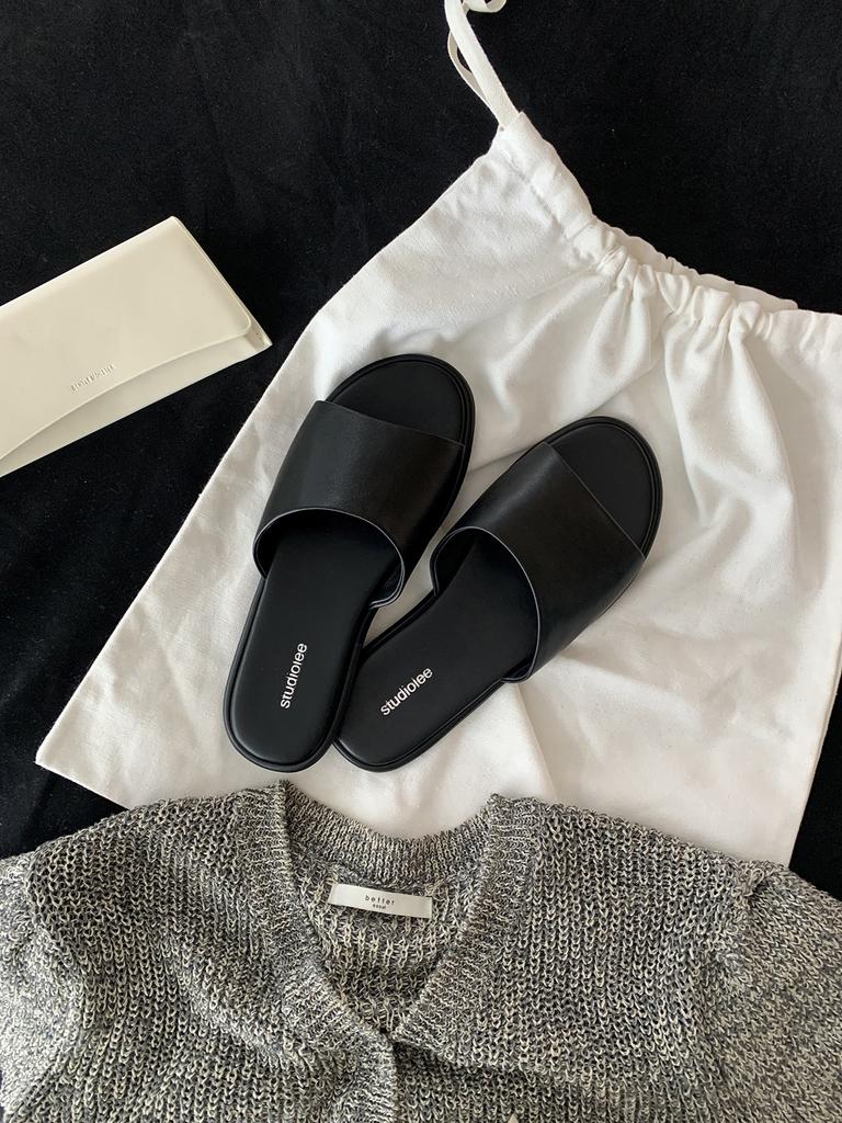 Sheepskin Grape Mother Same Comfortable Leather Versatile Flat Bottom Row Style One Word Slippers Women's Wear Summer Sandals