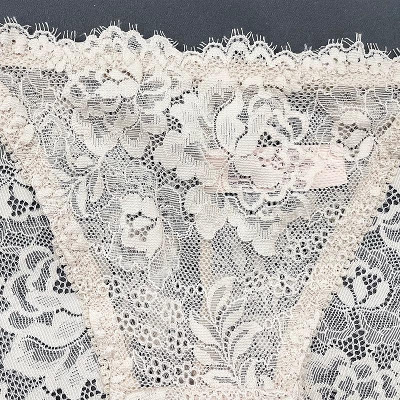 Горячие бриллиантовые сексуальные кружевные трусики-стринги с двойным поясом, бриллиантовые украшения, горячие простые дышащие полые легкие трусики-бикини