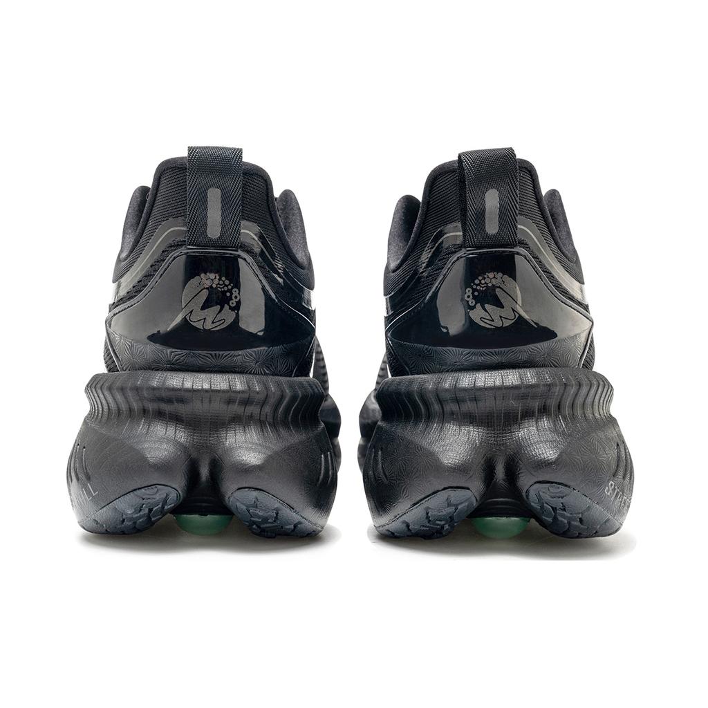 Мужские кроссовки ONEMIX на амортизирующей подошве