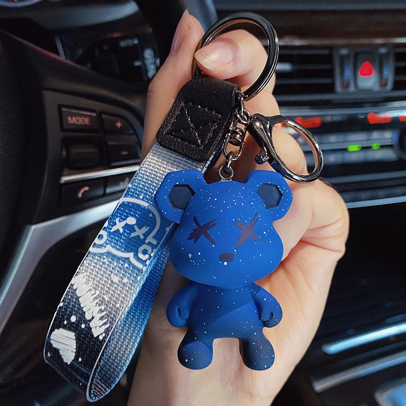 New Simple Cute Creative Trend Bear Keychain Fashion Cartoon Doll Key Ring Men's Car Key Pendant Street Party Niche Accessories