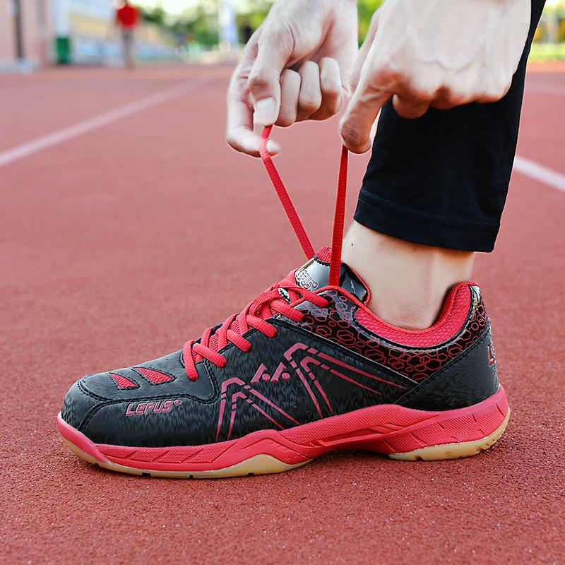 Молодежные и взрослые новые высококачественные амортизирующие противоскользящие и износостойкие туфли для бадминтона, теннисные туфли, туфли для настольного тенниса