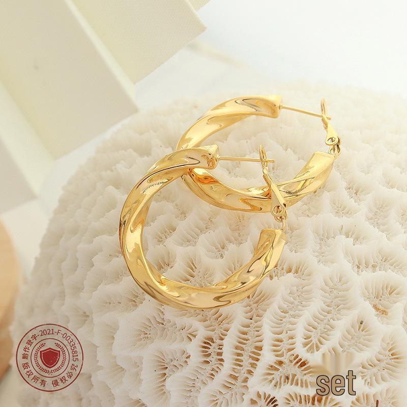 Геометрические полые ретро серьги-кольца с переплетением - Титановая сталь, Не тускнеют