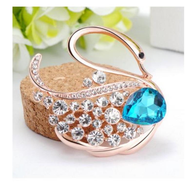 Brooch High-End Sense Niche High-End Women'S Silk Scarf Buckle Alloy Corsage Small Fragrant Wind Pearl Rhinestone High-End