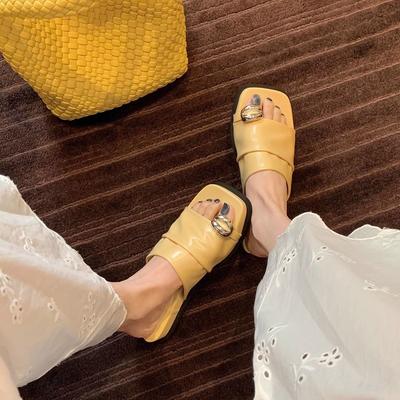 Женская обувь – Сандалии