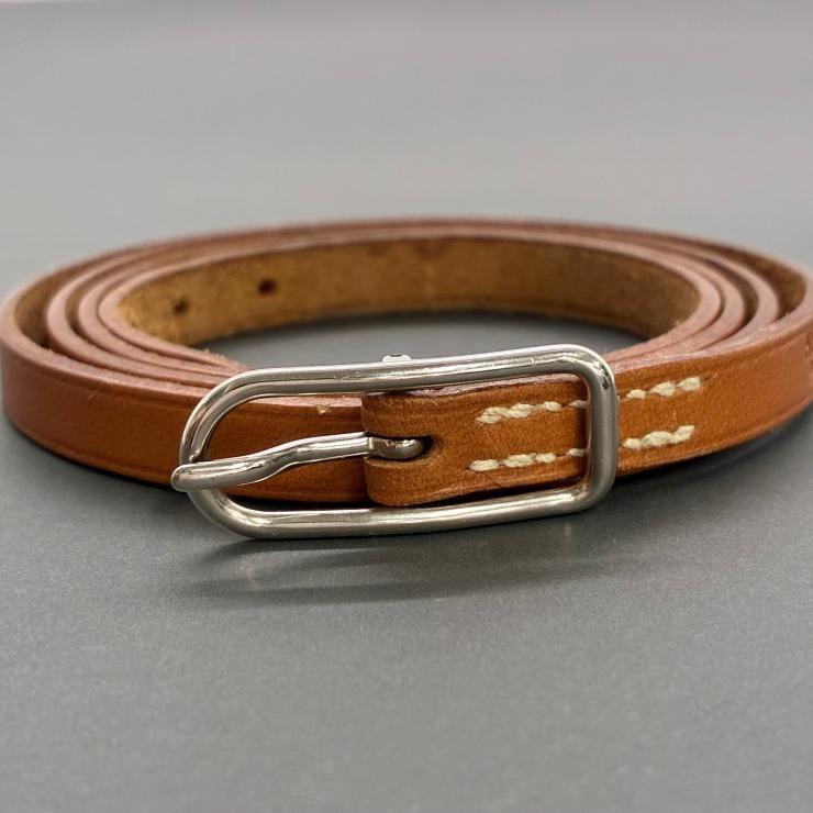 Б/у браслет-аксессуар HERMES Api1 из кожи, 4 ряда, коричневый, серебряная фурнитура. С коробкой. Хорошее качество
