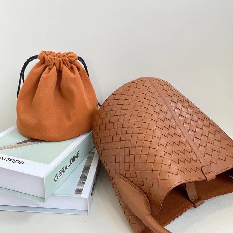 Новая плетеная сумка-ведро кожаная женская модная портативная сумка-мессенджер детская и мамина сумка нишевый дизайн портативная