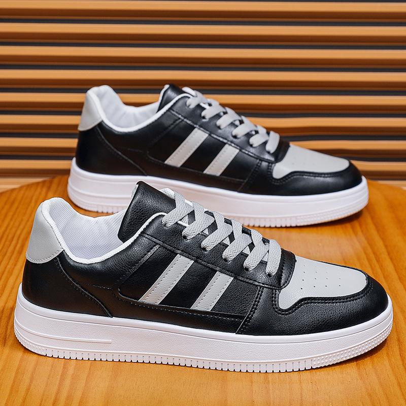 White Shoes for Men's New Trendy Brand Casual Shoes Flat Sole Breathable Sports Soft Sole Korean Style Student Height Enhancement Shoes