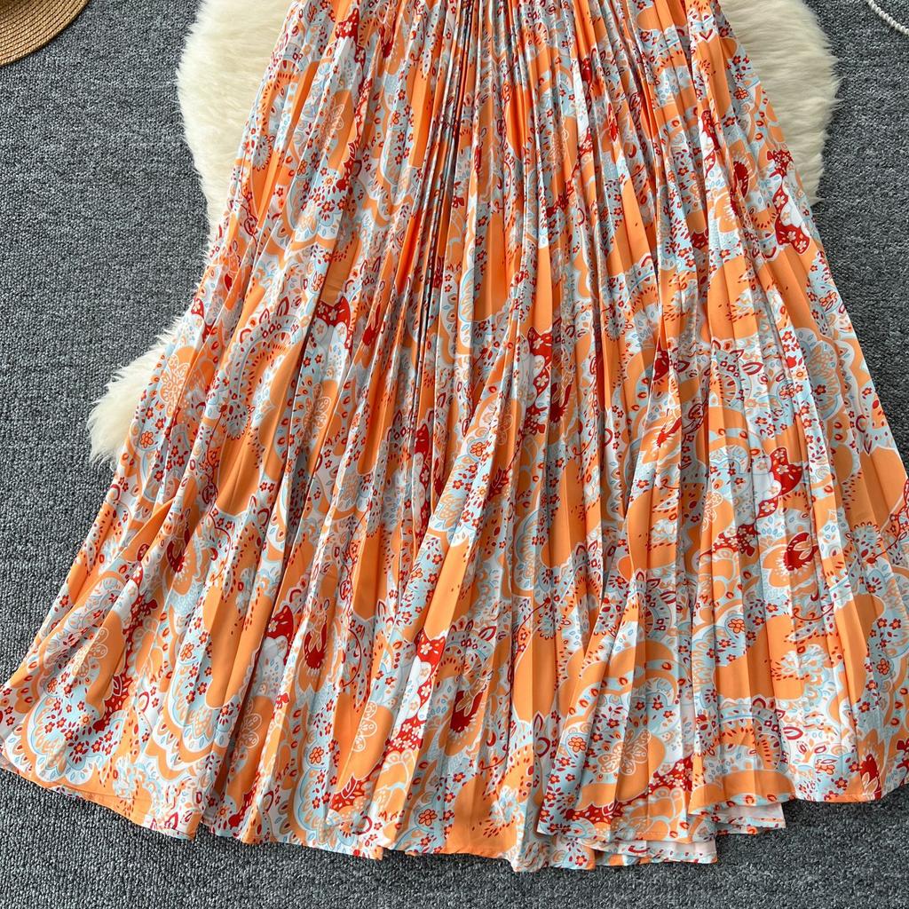 Summer Women's Pure Desire Sexy Holiday Heart Hollow Hanging Neck Halter High Waist Slim Printed Pleated Long Dresses