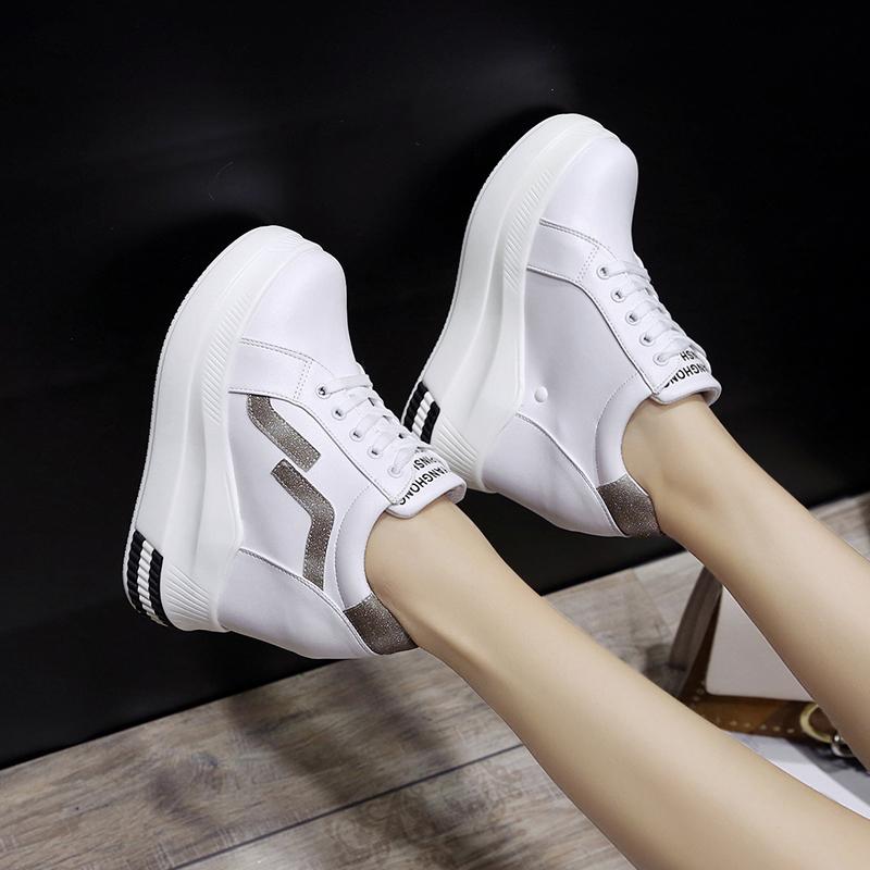 Модные женские кроссовки на платформе 11 см, осенние кроссовки на скрытой танкетке, повседневные белые кроссовки для женщин, массивная обувь, туфли на высоком каблуке, женские кроссовки