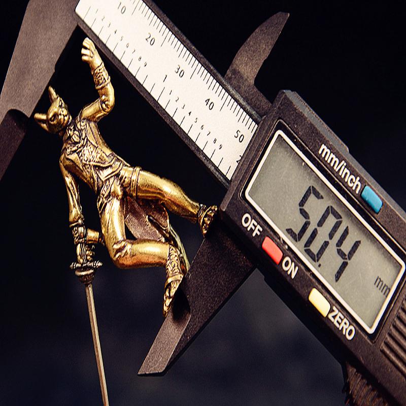 Латунный Кот-Мечник Маленькая Статуэтка Ретро Персонажи Воин Миниатюрные Фигурки Настольные Украшения Поделки