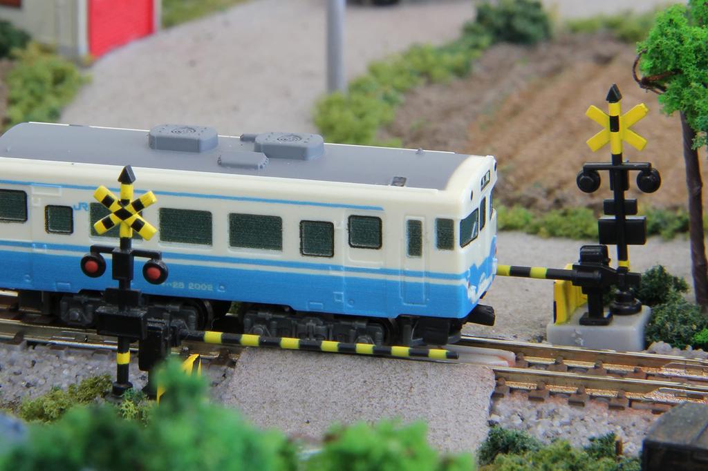 Rokuhan Z Gauge Z Shorty Kiha 58 Цвет Сикоку Железнодорожная Модель Дизель-поезд ST010-3