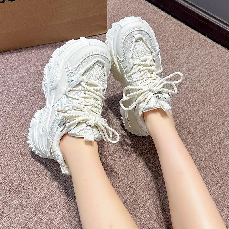 Модная спортивная обувь Dad Shoes новые противоскользящие 2024 Весна и осень женские стильные дышащие легкие повседневные беговые кроссовки