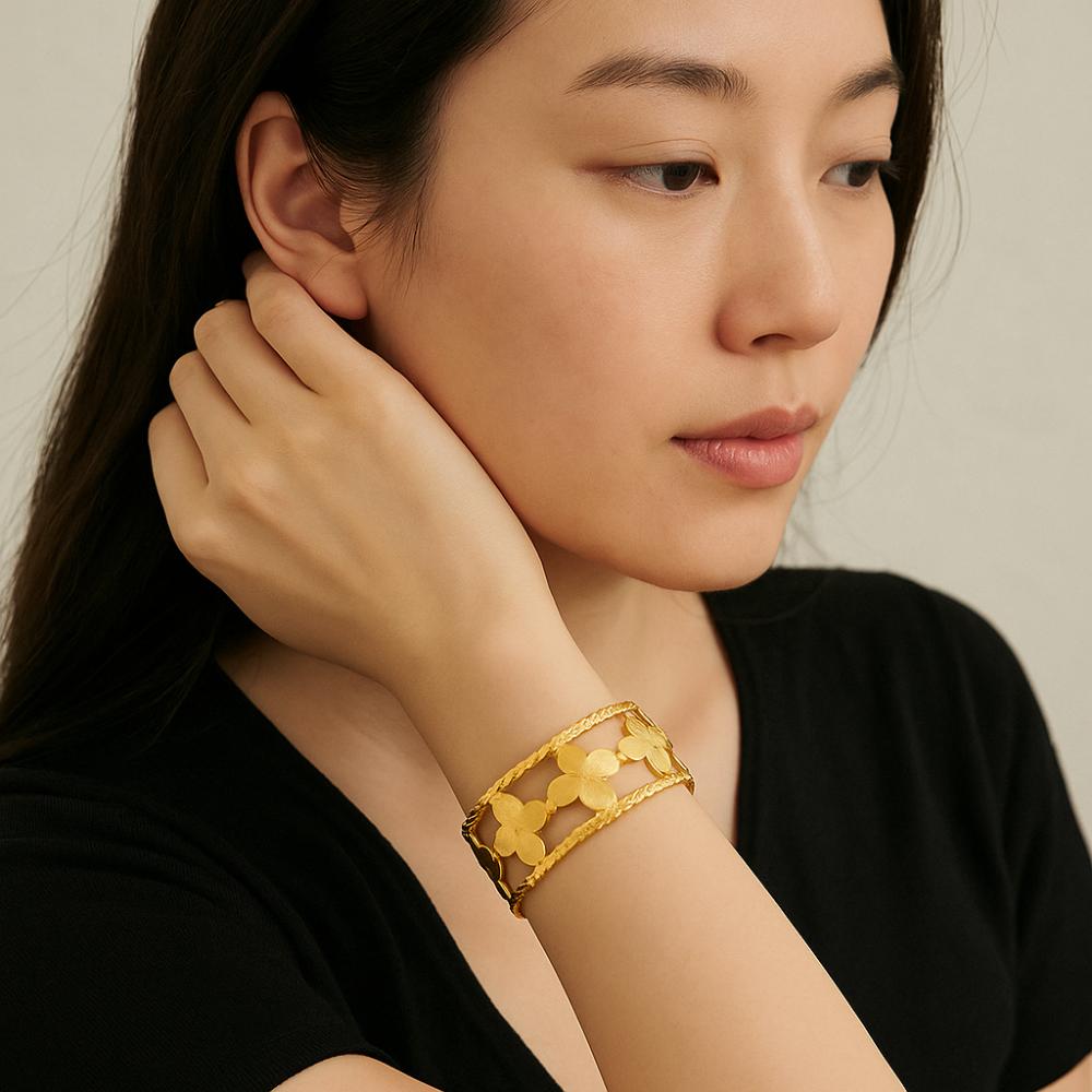 Clover Shaped Hollow Flower Bangle Gold/silver Open Bracelet Jewelry Gift Flower Cuff Bangle Party