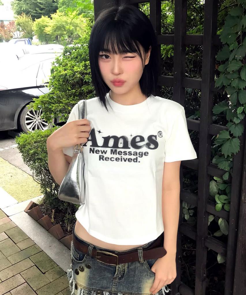 AMES-WORLDWIDE Белая укороченная футболка с круглым подолом