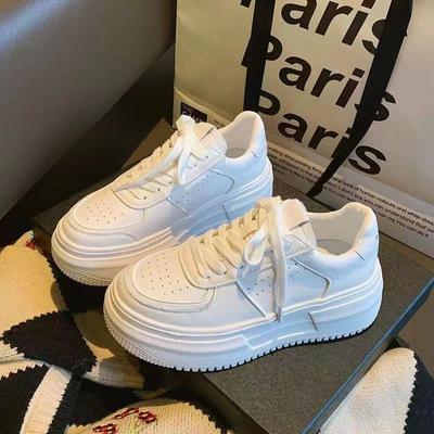 Платформенные белые туфли женские модные осенние универсальные маффины легкие повседневные спортивные увеличивающие рост стельки женская обувь