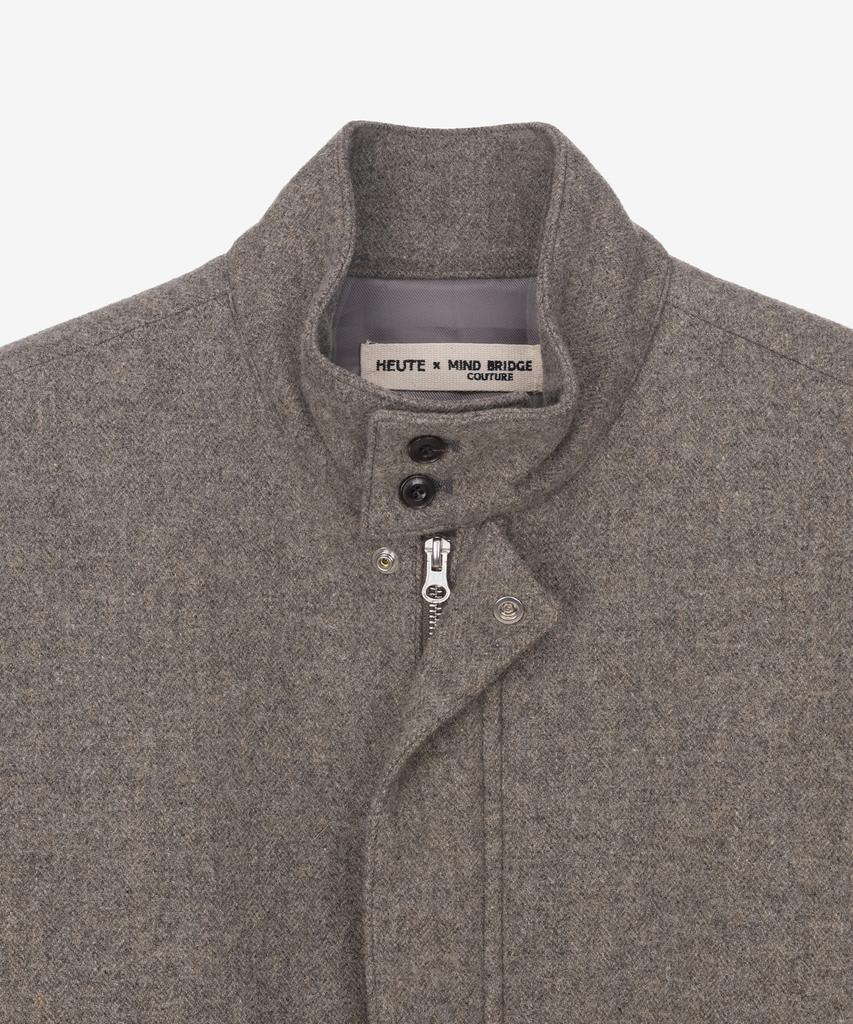 Mindbridge [Hoite] Deformed Tissue Blouson