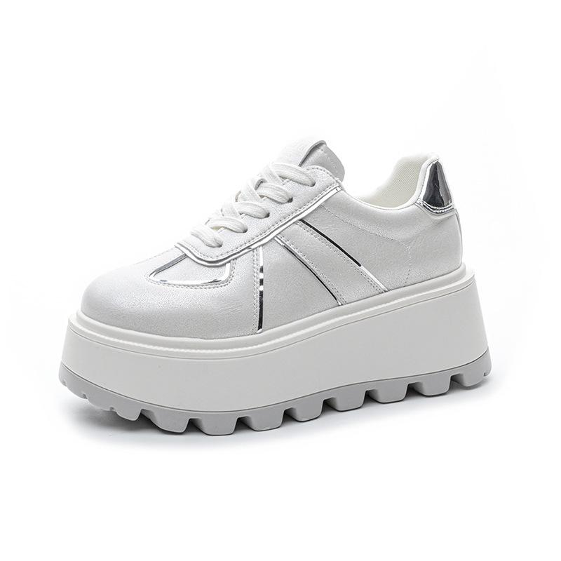 Little White Shoes Thick Sole Inner Height Increase Women's Retro Casual Fashion Sports Comfortable Female Student Board Shoes