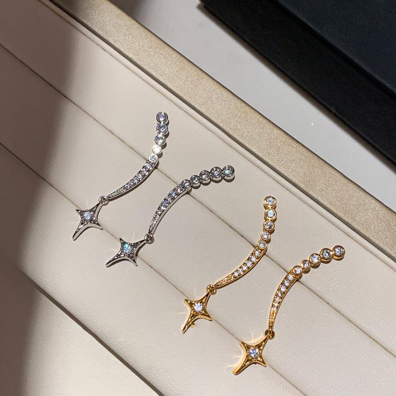 New Luxury Shiny Zircon Drop Earrings Women Four Pointed Star Long Dangle Earrings Elegant Banquet Wedding Jewelry Accessories