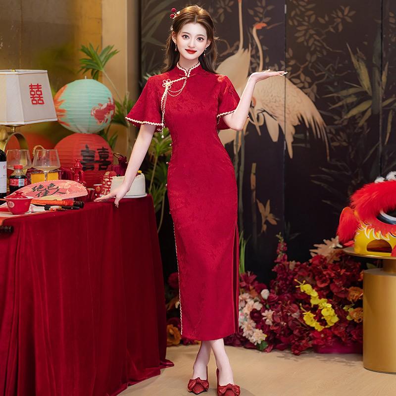 Elegant Red Brocade Qipao Dress Women Modern Chinese Style Wedding Banquet Engagement Gown With High Collar Side Slit