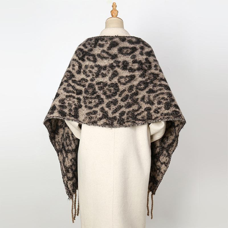 New Leopard Print Winter Scarf for Women Classic Thickened Imitation Cashmere Print Fringe Shawl Stylish Versatile Warm Blanket