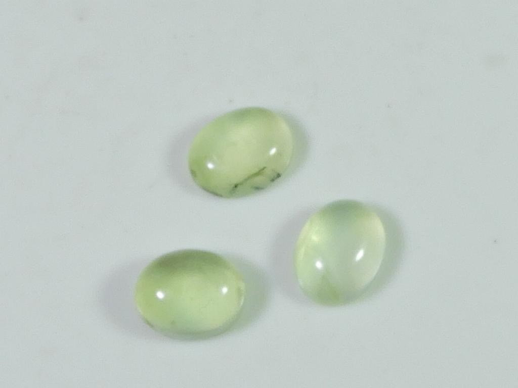 10Cts. Натуральный зеленый пренит овальный кабошон россыпью драгоценный камень 03 шт. лот 7X10MM RQ-1937