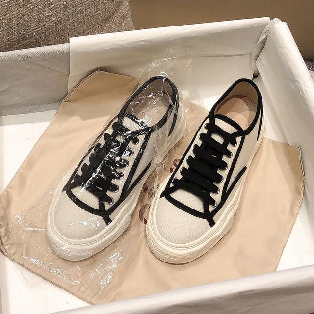 Мода Мода Baotou Полухолщовые туфли Женская повседневная обувь Кроссовки на плоской подошве с внутренним увеличением на платформе Низкие верхние туфли на шнуровке Белые туфли