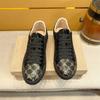 FashionHigh Quality Cowhide Men Sneakers Sport Shoes Men Man Male Classic Fashion Sneakers Original Leather Running Shoes for Men