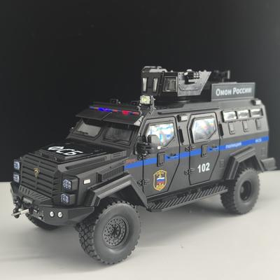 1/24 Игрушечная модель автомобиля Тигр-саблезуб Взрывозащищенный автомобиль Литье под давлением из сплава Автомобили Дверь Открывается Звук Свет Коллекционный Подарок
