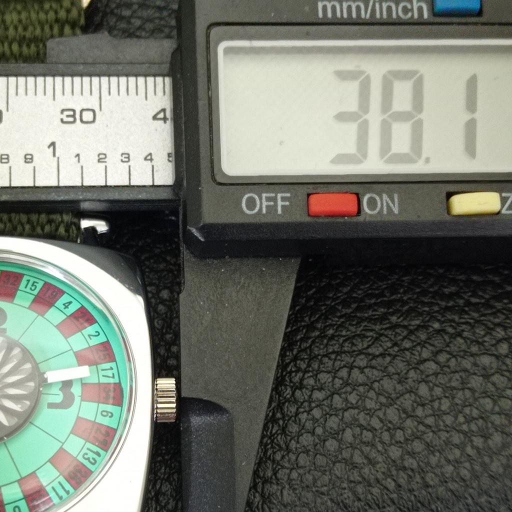 ШВЕЙЦАРСКИЕ МУЖСКИЕ ВИНТАЖНЫЕ ЧАСЫ С РУЧНЫМ ЗАВОДОМ "ПОКЕР ФЕЙС" РЕСТАВРИРОВАННЫЕ МОРСКОЙ ЗЕЛЕНЫЙ a700939-5