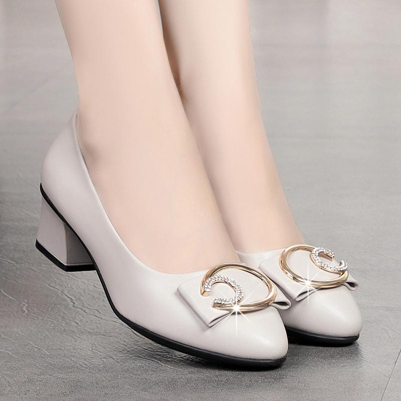 Новые женские туфли-лодочки на мягкой подошве, удобные, нескользящие, женские одинарные туфли, обувь для мамы, модные женские туфли для офиса