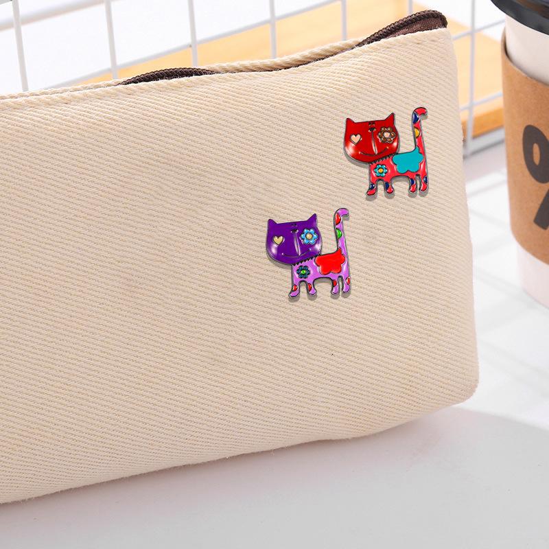 Очаровательная брошь на булавке с мультяшным котом, милые вещи, женские милые ювелирные изделия унисекс, повседневные броши с животными для женской одежды