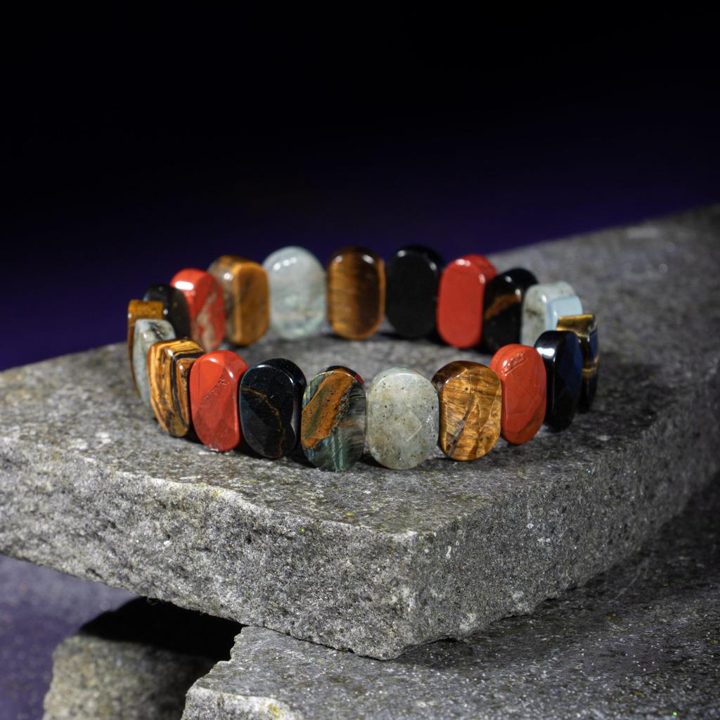 Браслет Скорпион Дымчатый кварц, золотой обсидиан, яшма, тигровый глаз, красный агат, розовый кварц