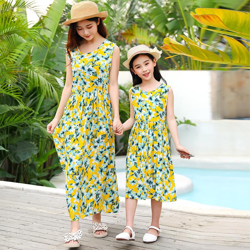 Детское хлопковое платье, летнее платье, семейное платье принцессы в иностранном стиле с цветочным принтом, пляжное платье на бретелях для девочек