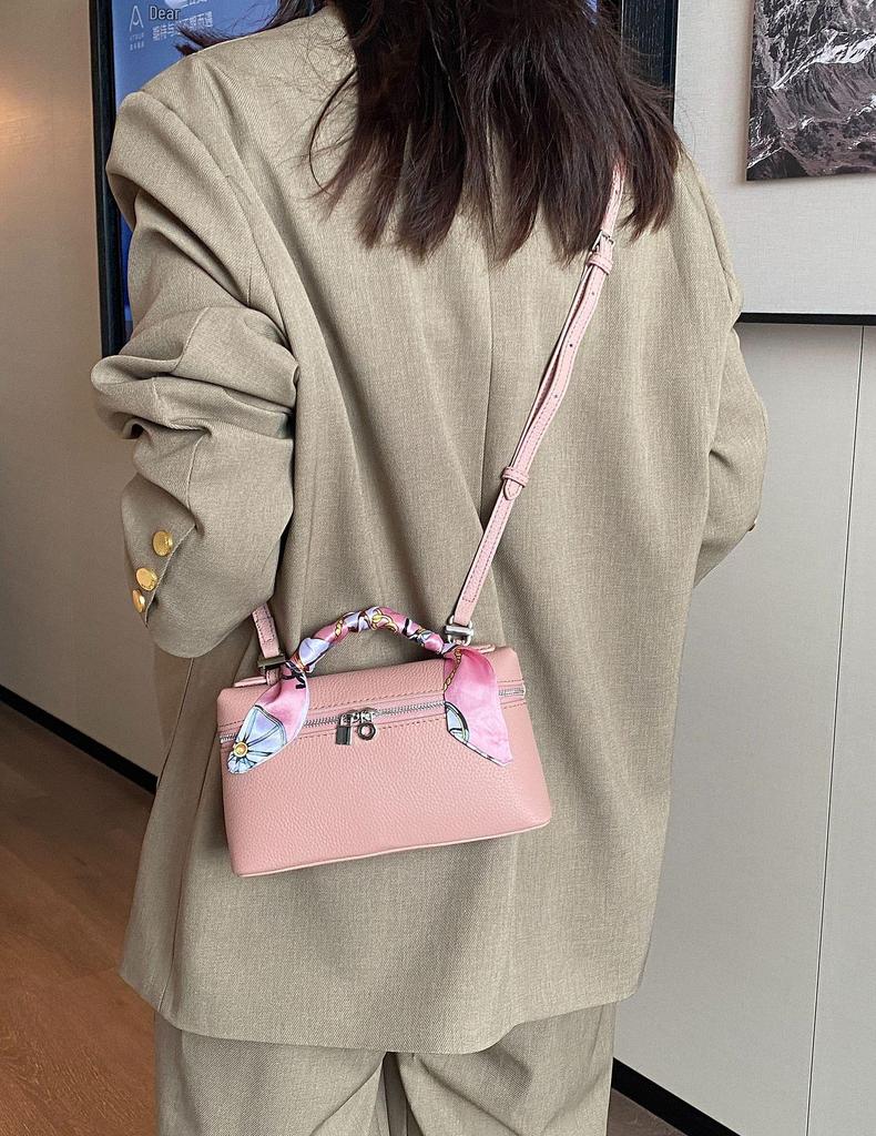 2023 Новая женская сумка-коробка из коровьей кожи: Стильная ручная косметичка через плечо