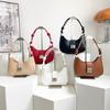 Повседневная сумка под мышкой универсальная простая однотонная женская модная личность ретро осенняя новая легкая сумка на плечо