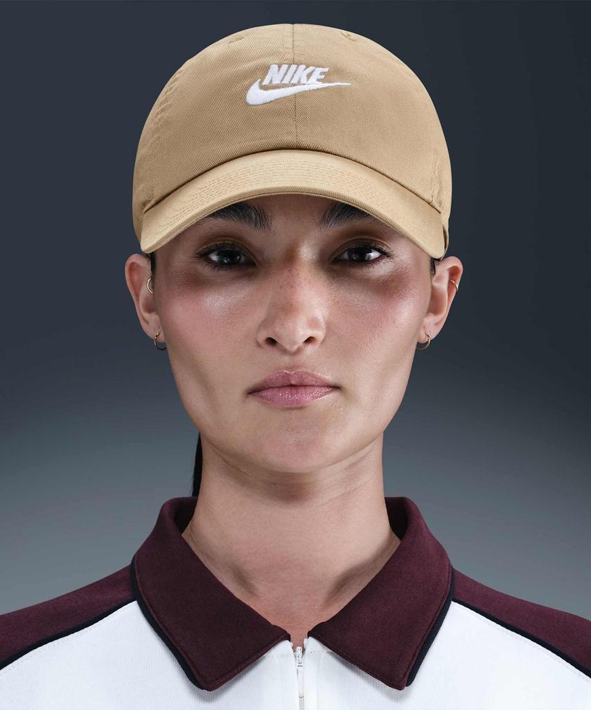 Nike Клубная неструктурированная кепка Futura Wash - Парашютный бежевый:Белый / Fb5368-297