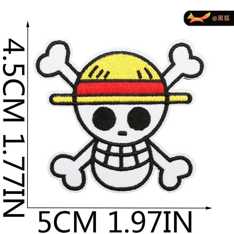 Черная лиса мультфильм анимация персонаж вышивка ткань наклейка японский цельный патч компьютерная вышивка наклейка