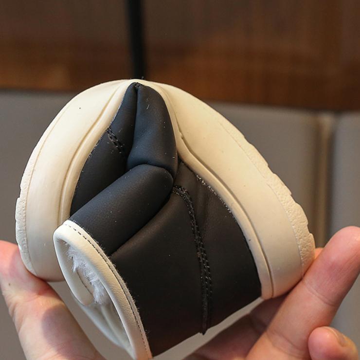 Детская обувь для девочек, зимние сапоги, зимняя мягкая обувь для маленьких девочек, меховая детская обувь для мальчиков, кожаная обувь, нескользящие короткие сапоги