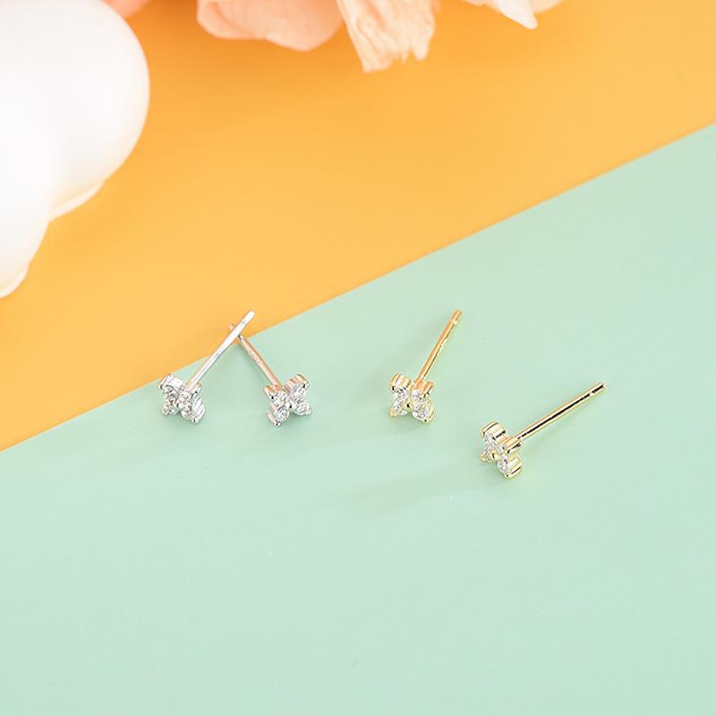 2023 Four-Leaf Flower Diamond S925 Silver Earrings - Stylish Japanese and Korean Design