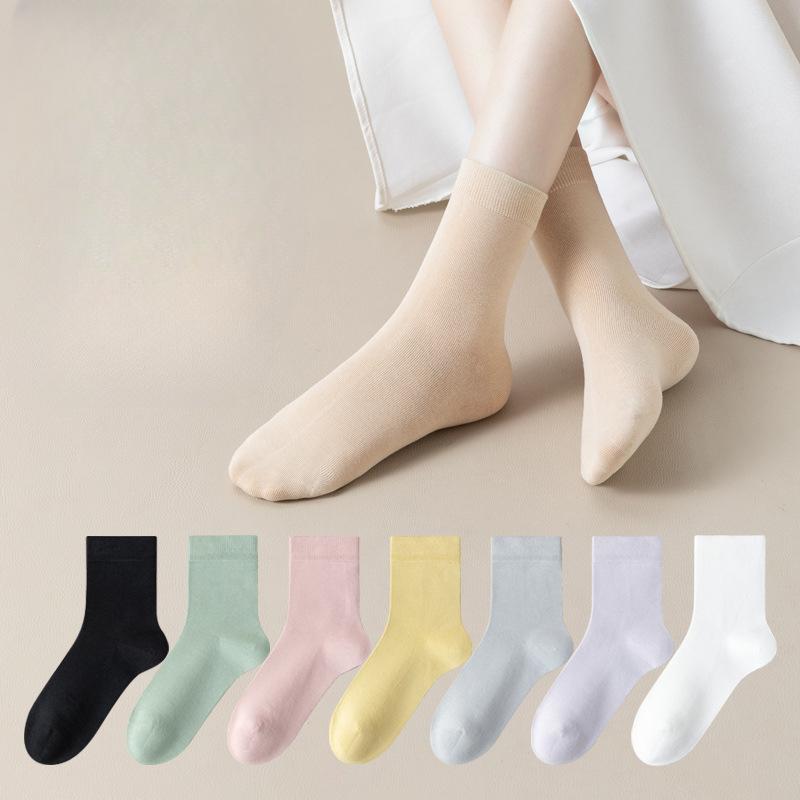 Pure Cotton Winter White Cotton Socks for Women Are Versatile and Odorless. All-cotton Mid-top Socks for Women In Autumn and Winter