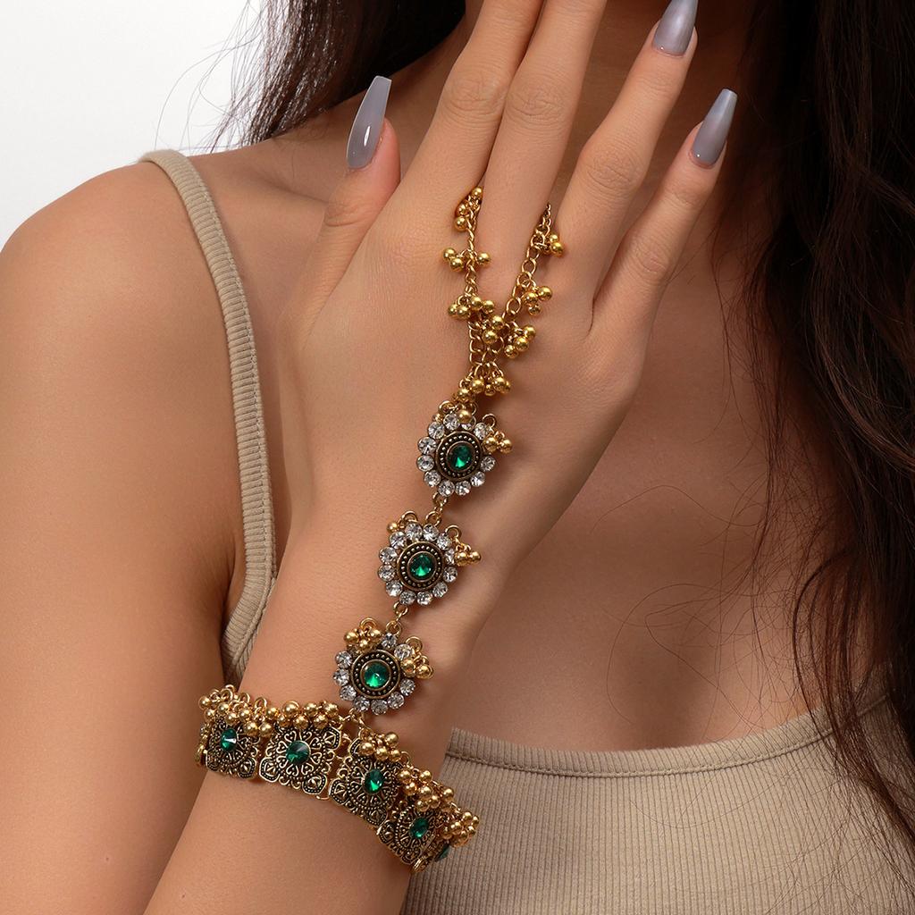 Exotic Finger Diamond-Set Flower Zircon Fringed Bracelet, Retro Ethnic Bohemian Temperament Jewelry