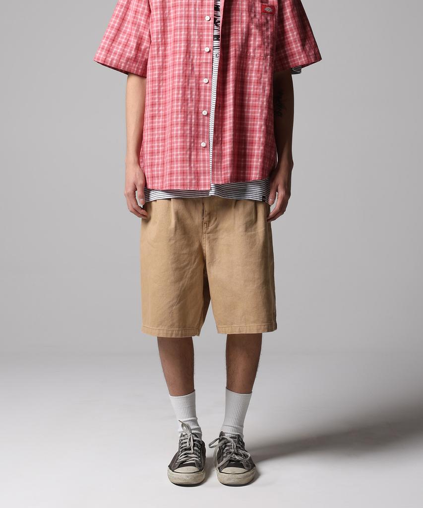 DICKIES Garment Dyed One-Pleat Twill Shorts Khaki