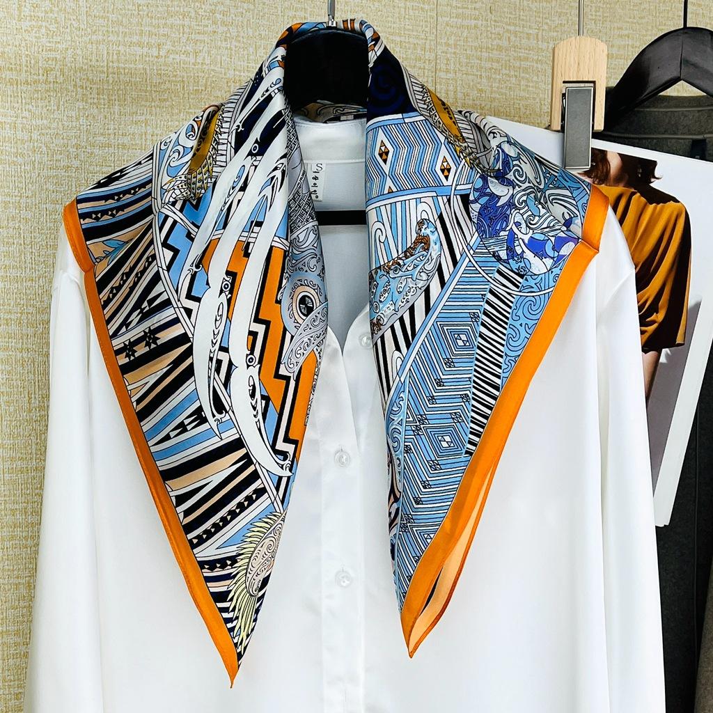 100% Silk Square Scarf Women'S Mulberry Silk Retro Japanese Scarf Spring And Autumn Yellow Silk Scarf Versatile Flight Attendant Small Scarf