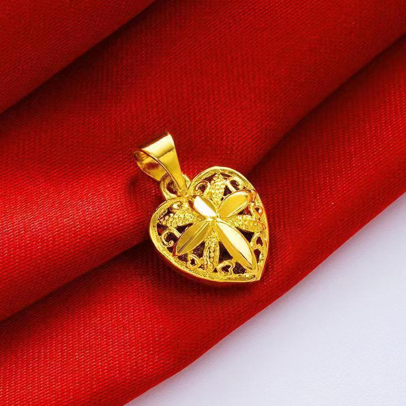 Women's Gold-Tone Heart Clover Pendant Necklace