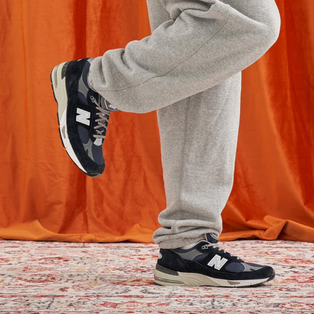 New Balance 991 Сделано в Англии Темно-синие мужские кроссовки Сине-серые M991NV
