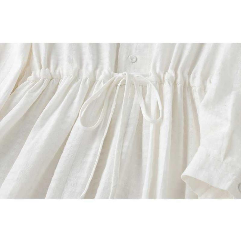 Винтажное платье с длинными рукавами и длинной юбкой