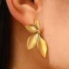 Высококачественные новые серьги-пусеты из нержавеющей стали в виде цветка и листа 2026, универсальные модные серьги-пусеты в виде нового листа, трендовые серьги