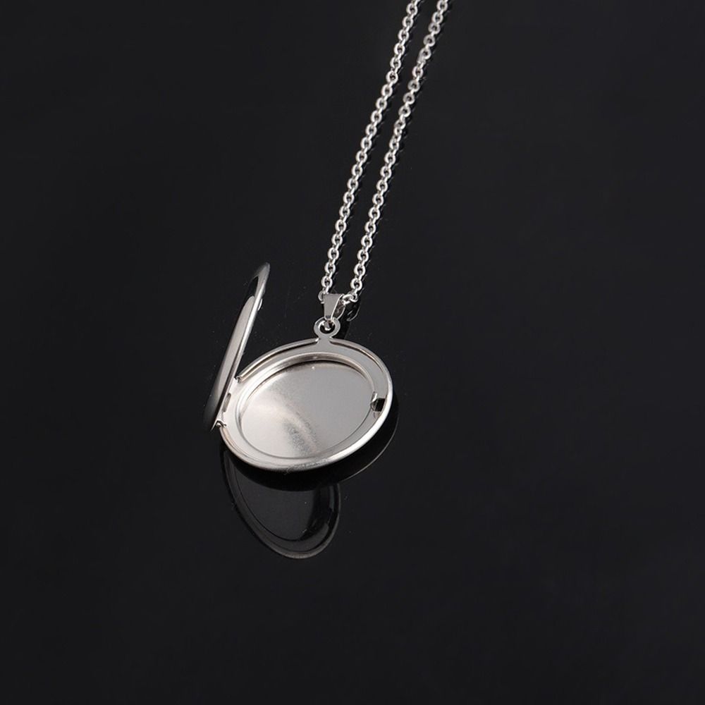Jewelry Gift Necklaces Round Photo Frames Pendant Creative Photo Picture Locket  For Women